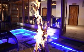Hotel Monal
